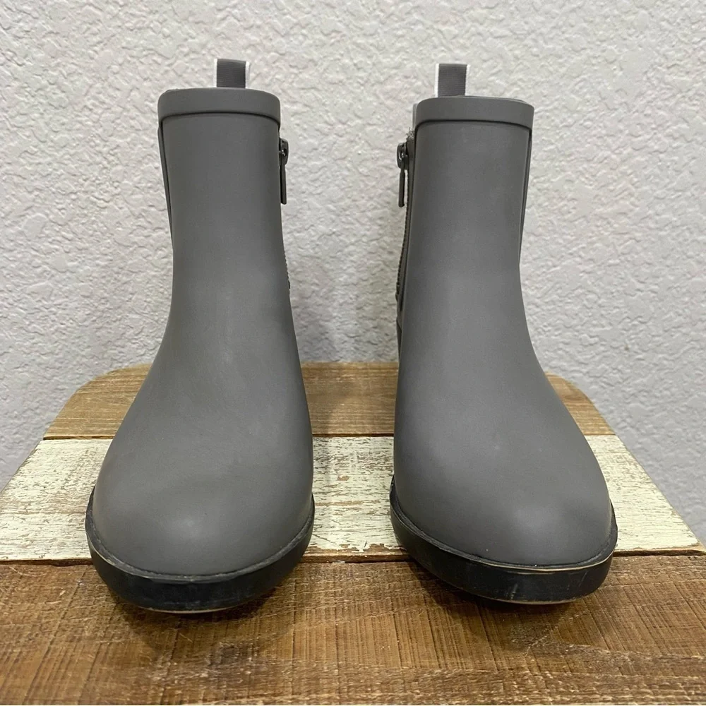 Lucky Brand Reigney Gray Rain Boots Size 8